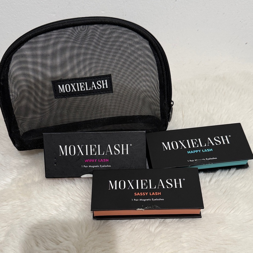 New Never Used MoxieLash Magnetic Eyelash Set with Case